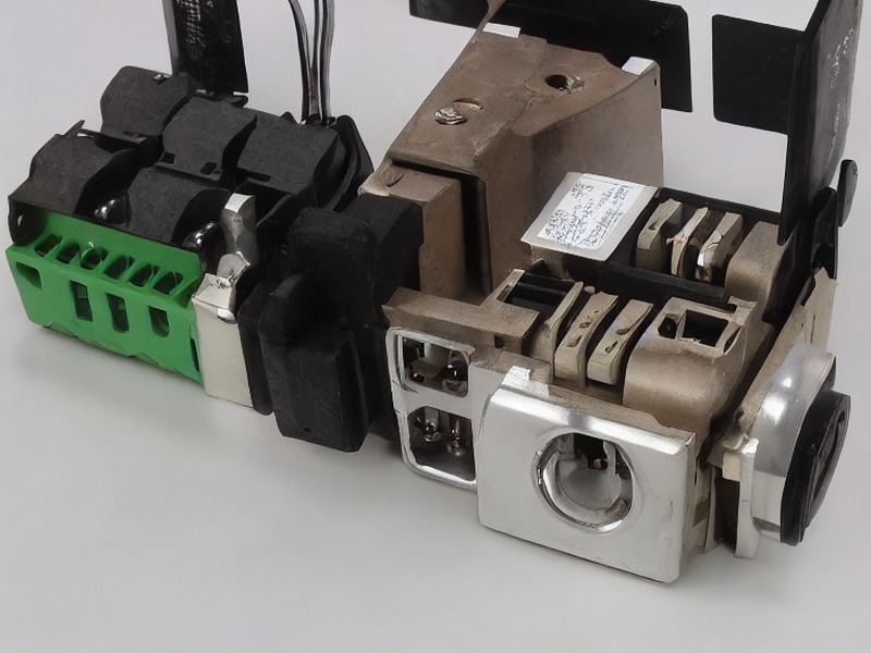 充电管理参考应用 NAND Flash工程页 1